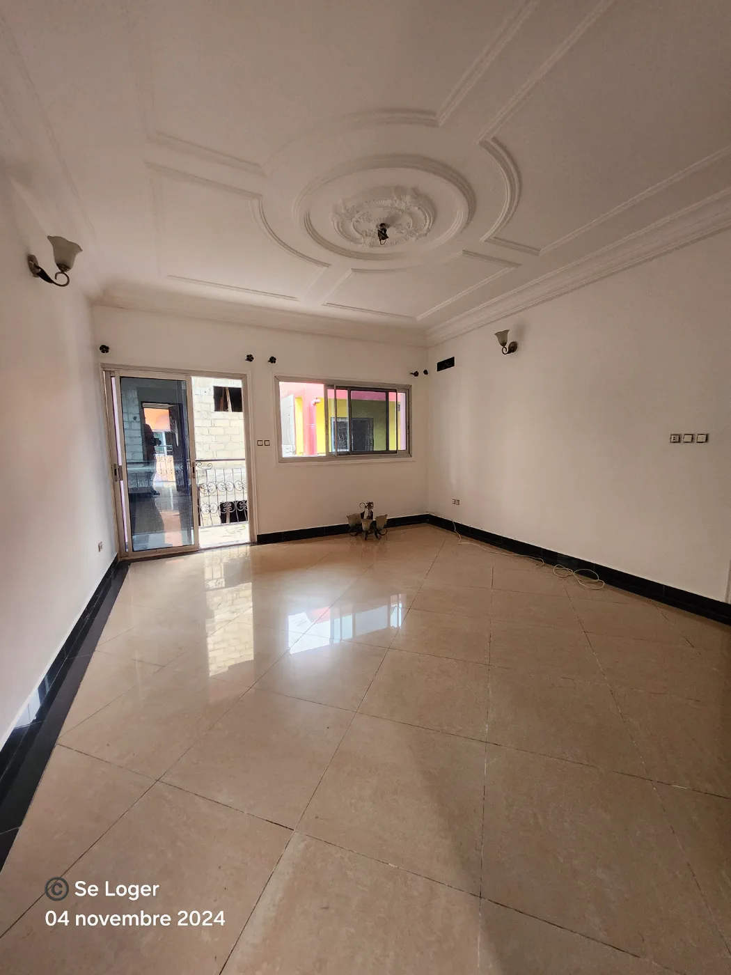 Appartement 02 chambres - Makepe