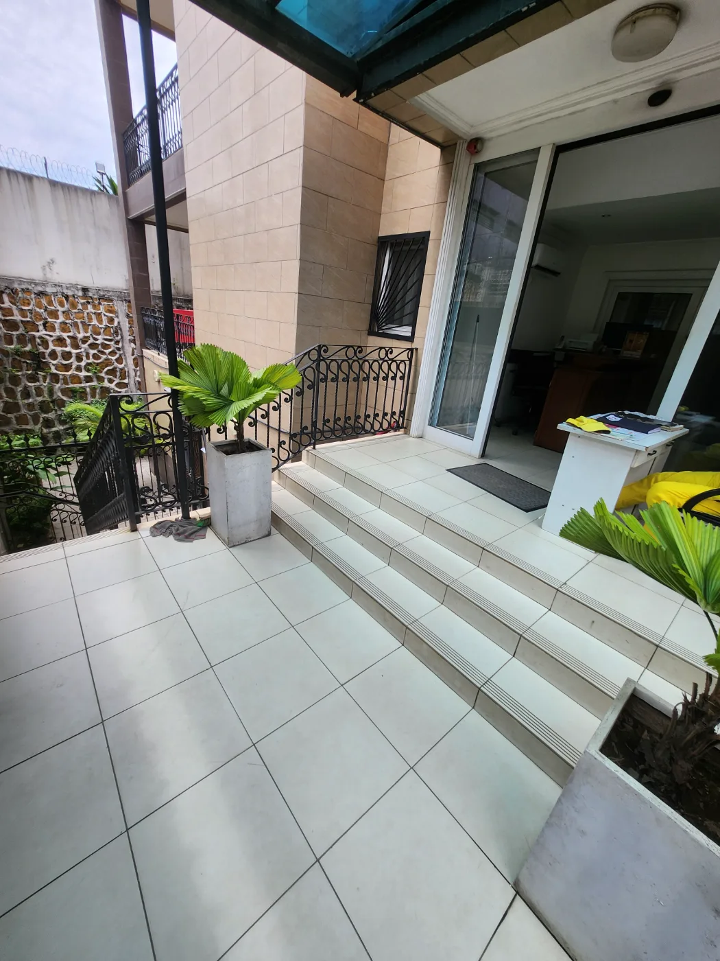 Bel appartement 02 chambres à Bonapriso | Rez-de-chaussée