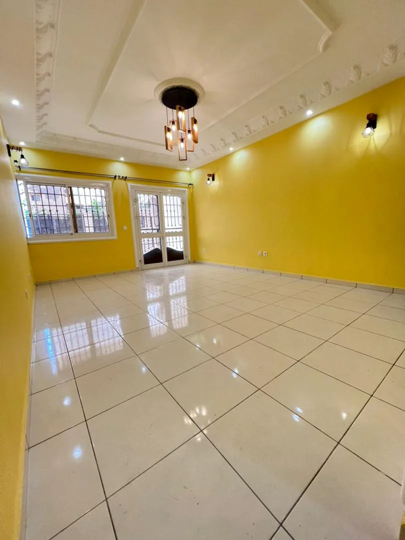 Appartement 03 chambres à Logbessou | 190 000FCFA